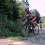 Setki kolarzy brały dziś udział w szóstym etapie Świętokrzyskiej Ligi Rowerowej / Krzysztof Żołądek / Radio Kielce