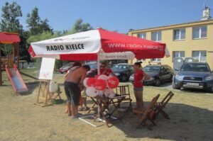 Radio Kielce z wizytą w Jaskini Zbójeckiej w Łagowie oraz w Taborze Kieleckim w Sędku / Konrad Łużniak / Radio Kielce