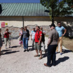 2013.08.03 Osoby niewidome i słabowidzące zwiedziły Klasztor Pallotynów i wzgórze na kieleckiej Podkarczówce. / Wojciech Habdas / Radio Kielce