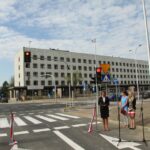 Na skrzyżowaniu alei Tysiąclecia Państwa Polskiego i ulicy radiowej działa już sygnalizacja świetlna / Radio Kielce