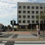 Na skrzyżowaniu alei Tysiąclecia Państwa Polskiego i ulicy radiowej działa już sygnalizacja świetlna / Radio Kielce