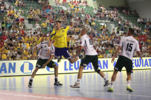2013.08.03 Galeria Echo Kielce Cup, mecz Vive Targi - Tatran Preszow / Wojciech Habdas / Radio Kielce