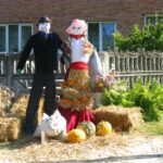 Słomiane kukły ozdobą dożynek w Rybitwach / Grażyna Szlęzak-Wójcik / Radio Kielce