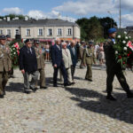 Kieleckie obchody Dnia Wojska Polskiego. Delegacje złożyły kwiaty pod pomnikiem Czwórki Legionowej / Wojciech Habdas / Radio Kielce