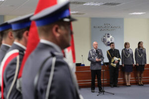Ślubowanie nowo przyjętych policjantów (22 sierpnia 2013) / Wojciech Habdas / Radio Kielce