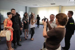 Ślubowanie nowo przyjętych policjantów (22 sierpnia 2013) / Wojciech Habdas / Radio Kielce