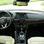 Nowa Mazda 6 / Robert Felczak / Radio Kielce