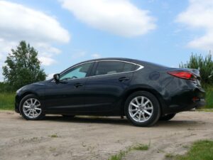 Nowa Mazda 6 / Robert Felczak / Radio Kielce