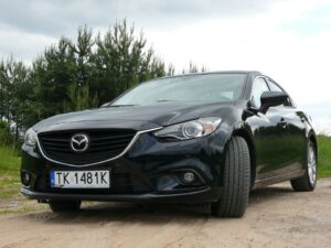 Nowa Mazda 6 / Robert Felczak / Radio Kielce