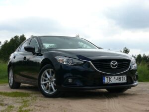 Nowa Mazda 6 / Robert Felczak / Radio Kielce