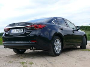 Nowa Mazda 6 / Robert Felczak / Radio Kielce