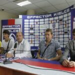 Konferencja prasowa Effectora Kielce, od lewej: Piotr Adamski, Nikodem Wolański, prezes Jacek Sęk, Piotr Orczyk, Mateusz Bieniek / Kamil Król / Radio Kielce