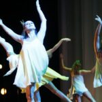 Uroczyste zakończenie XVI Światowych Letnich Igrzysk Polonijnych, występ Kieleckiego Teatru Tańca / Kamil Król / Radio Kielce