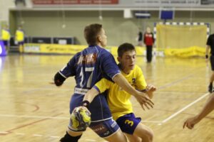 Fragment finału U-16 Vive Targi Kielce - Wisła Płock / Kamil Król / Radio Kielce