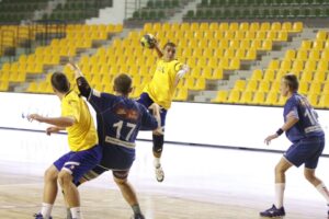 Fragment finału U-16 Vive Targi Kielce - Wisła Płock / Kamil Król / Radio Kielce