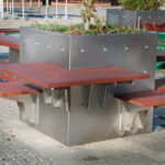 Miejski Salon, ławka narożna / Michał Gdak