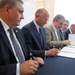 O unijnym programie Polska Wschodnia na lata 2014-2020 dyskutowali dzisiaj w Kielcach prezydenci Białegostoku, Lublina, Olsztyna, Rzeszowa i Kielc. / Robert Felczak / Radio Kielce