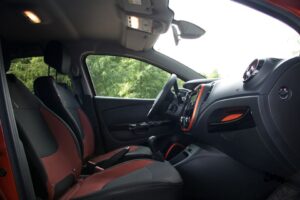 Renault Captur, miejski crossover / Robert Felczak / Radio Kielce