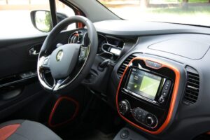 Renault Captur, miejski crossover / Robert Felczak / Radio Kielce