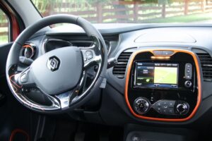 Renault Captur, miejski crossover / Robert Felczak / Radio Kielce