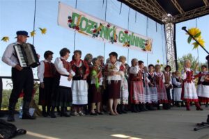 Uroczystośći dożynkowe gminy Chęciny w Tokarni / Robert Felczak / Radio Kielce