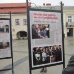 Plenerowa wystawa „Warto być Polakiem" / Paweł Solarz / Radio Kielce