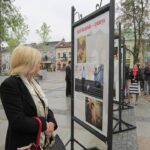 Plenerowa wystawa „Warto być Polakiem" / Paweł Solarz / Radio Kielce