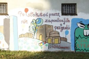 Ekologiczne murale przy ZSO nr5 w Kielcach. / Piotr Michalski / Radio Kielce