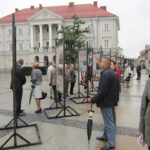 Plenerowa wystawa „Warto być Polakiem" / Paweł Solarz / Radio Kielce