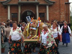 Dożynki powiatu ostrowieckiego w Bodzechowie / Teresa Czajkowska / Radio Kielce