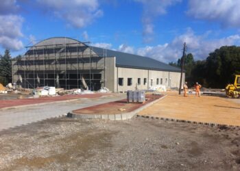 Budowa nowego dworca PKS w Opatowie / Teresa Czajkowska / Radio Kielce