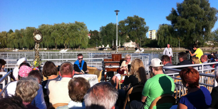 2013.09.07. Ostrowiec. Czytanie Fredry / Teresa Czajkowska / Radio Kielce