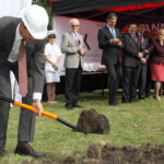 Wbicie pierwszej łopaty pod budowę nowego budynku UJK / Kamil Król / Radio Kielce