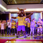 Prezentacja drużyny szczypiornistów Vive Targów Kielce. Taniec  Świętokrzyskie Style. / Wojciech Habdas / Radio Kielce