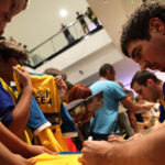 Prezentacja drużyny szczypiornistów Vive Targów Kielce. Na zakończenie kibice mogli zdobyć autografy swoich idoli / Wojciech Habdas / Radio Kielce