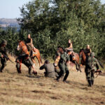 VI Piknik Historyczny "II Wojna Światowa w Chęcinach". Rekonstrukcja przyjmowania zrzutów lotniczych i cichociemnych (które miały miejsce także w okolicach Chęcin) / Wojciech Habdas / Radio Kielce