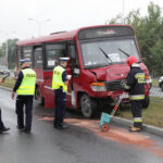 12.09.2013. Zderzenie busa z karetką na Krakowskiej w Kielcach / Wojciech Habdas / Radio Kielce