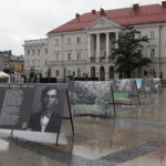 Wystawa Wielki Terror na kieleckim rynku / Wojciech Habdas / Radio Kielce