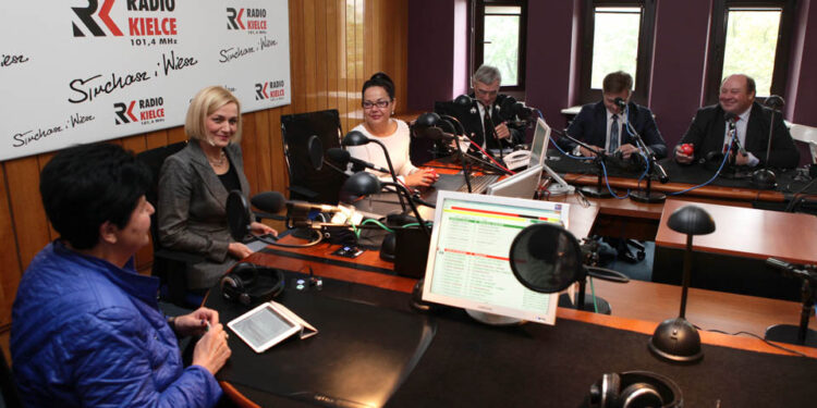 22.9.2013 Studio Polityczne. Renata Janik / Radio Kielce