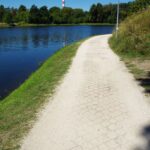 Ścieżka rowerowa wokół kieleckiego zalewu nie nadaje się do użytku / Paweł Klepka / Radio Kielce