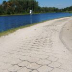 Ścieżka rowerowa wokół kieleckiego zalewu nie nadaje się do użytku / Paweł Klepka / Radio Kielce