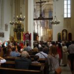 Uroczystość wprowadzenia relikwii Jana Pawła II do bazyliki w Wiślicy / Paweł Klepka / Radio Kielce