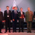 Skarżyskie Mesko, wchodzące w skład grupy Bumar-Amunicja podpisało dziś porozumienie o współpracy z amerykańską firmą Lockhead Martin. / Radio Kielce