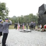 Uroczystości 12. rocznicy ataków terrorystycznych na USA przed pomnikiem Homo Homini w Kielcach / Kamil Król / Radio Kielce