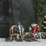 Uroczystości 12. rocznicy ataków terrorystycznych na USA przed pomnikiem Homo Homini w Kielcach / Kamil Król / Radio Kielce