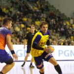 Fragment meczu Vive Targi Kielce - Azoty Puławy / Kamil Król / Radio Kielce