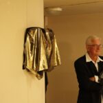 Odsłonięcie tablicy Jana Goca przy studiu TVP Kielce w Kieleckim Centrum Kultury / Stanisław Blinstrub / Radio Kielce