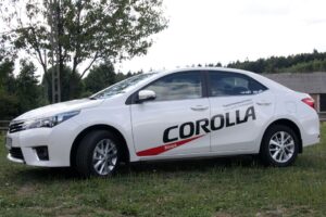 Jedenasta generacja Toyoty Corolli / Robert Felczak / Radio Kielce