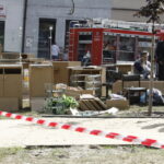 Pożar kamienic w centrum Włoszczowy - tyle udało się ocalić mebli ze sklepu zielarskiego. / Stanisław Blinstrub / Radio Kielce