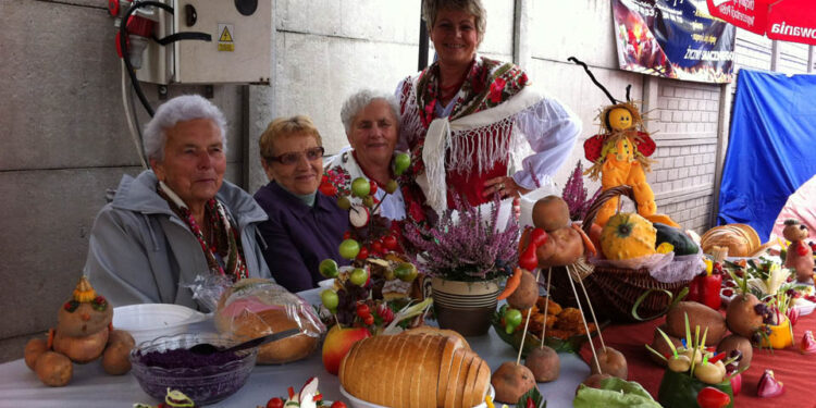 22.9.2013. Święto Ziemniaka we wsi Magonie, pod Ostrowcem. / Teresa Czajkowska / Radio Kielce